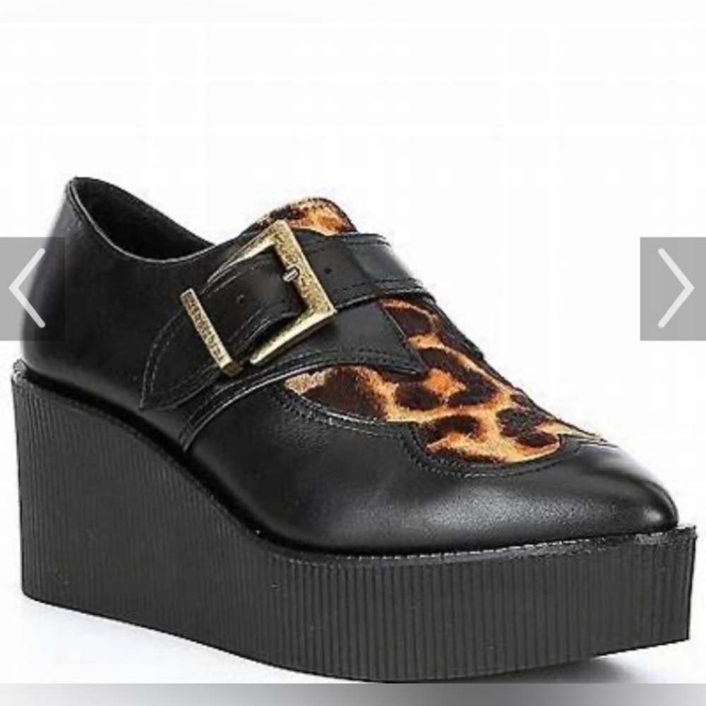 Brand new Gianni Bini wedge Booties